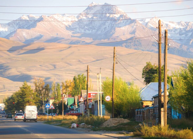 Sary-Jaz to Jety-Oguz Valley